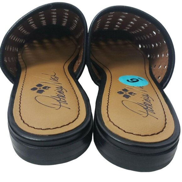 Patricia Nash Flavia Black Perforated Leather Slide Mule Shoes Size 6 NWOT - Picture 3 of 4